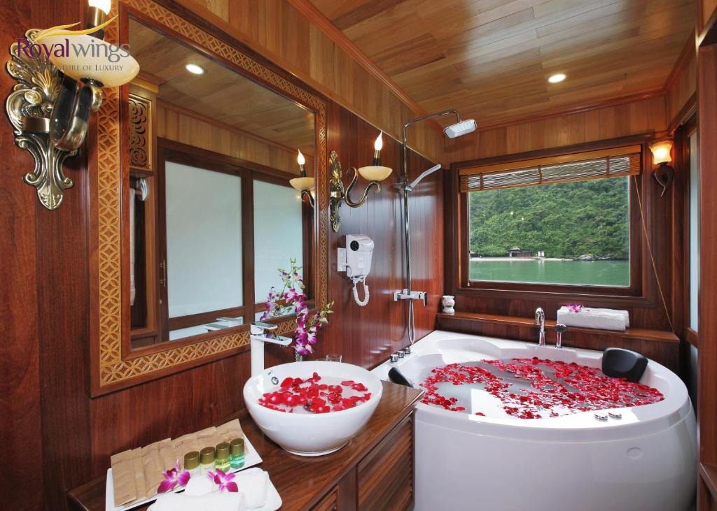 La Regina Royal Hotel